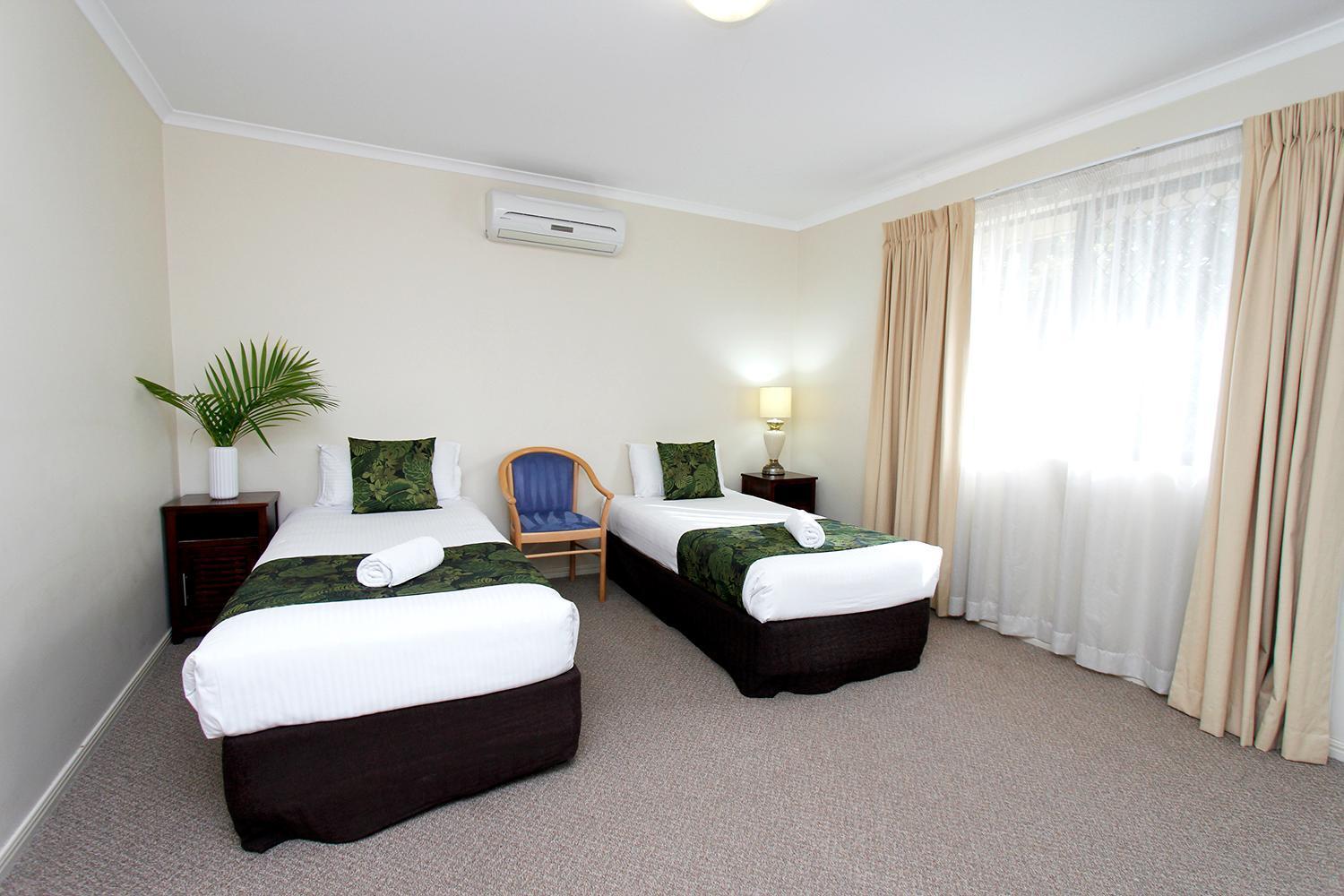 The Palms Motel Chinchilla Eksteriør bilde