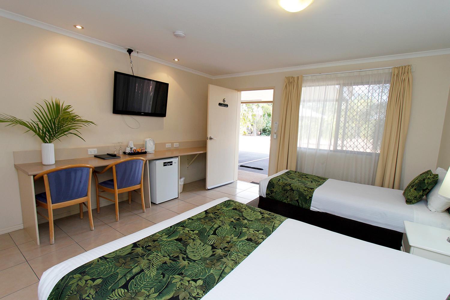 The Palms Motel Chinchilla Eksteriør bilde